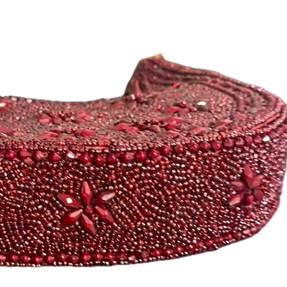 NWT ⚜️♥️⚜️ From India to you Gorgeous Burgundy Floral Beaded Purse - Picture 7 of 10
